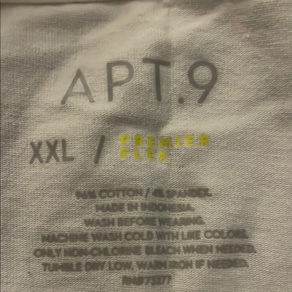 Apt. 9 Classic White Short Sleeve Tee Premier Flex - Picture 4 of 4